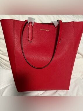 Michael by Michael Kors NWT “Vincent”  Red Large leather Tote with card holder!
